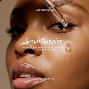 Può includere: Primo piano di un viso con applicazione di siero. Il testo "Serum Dropping" è visualizzato, insieme a "PROFESSIONAL SKINCARE VIDEO THAT SPEAK TO YOUR AUDIENCE" e "DOWNLOAD INSTANTLY". L'immagine è per la cura della pelle.