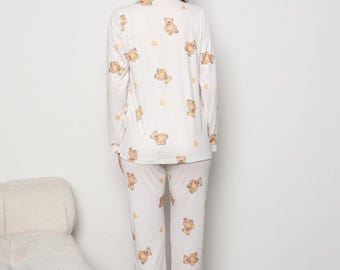 【MOODMOON】Heart Bear Long Sleeve Pajama Set Cozy White Pajama Set - Cute Teddy Bear Heart Print, Button