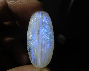 AAA Natural Rainbow Moonstone Carving Gemstone 5 Pieces,Blue flashy Moonstone,Gorgeous Carved Rainbow Moonstone For Jewelry making,161 Ct.