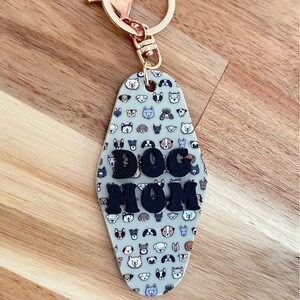 Dog mom keychain | Dog Keychain | Keychain for Dog Mom&#39;s