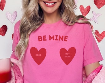 Día de San Valentín sé mi camiseta de regalo para divertida camiseta coqueta de mujer para divertida camiseta de regalo de San Valentín gal pal camisa de regalo para ella