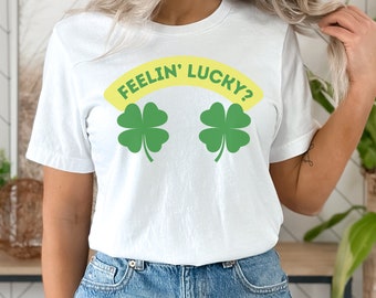 Camiseta divertida del día de San Patricio para su camiseta de regalo de gal pal para el día de San Patricio sintiéndose afortunada camiseta divertida de vacaciones camiseta de regalo de novia
