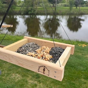 Hanging Platform Bird Feeder: Weather-Resistant Tray Cedar