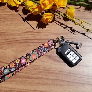 Armband, Armband Schlüsselanhänger, Handgemachtes Schlüsselanhänger, Stoff Armband, Schlüsselanhänger, Handy Armband, Textil Armband, Handgemachte Schlüsselanhänger, Retro