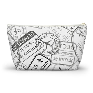 Travel Stamp Accessory Pouch: Women&#39;s Makeup & Toiletries Bag