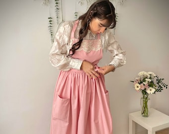 Victorian Style Apron (Dusty Pink)