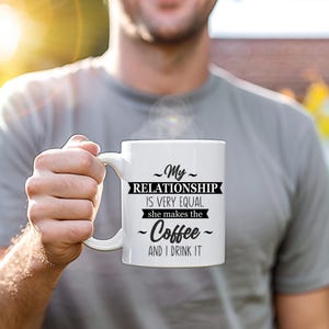 Canecas de café para relacionamentos | Xícaras de cerâmica divertidas para amantes de café, presentes de casamento, presentes para casais, decoração de cozinha exclusiva, utensílios engraçados para bebidas