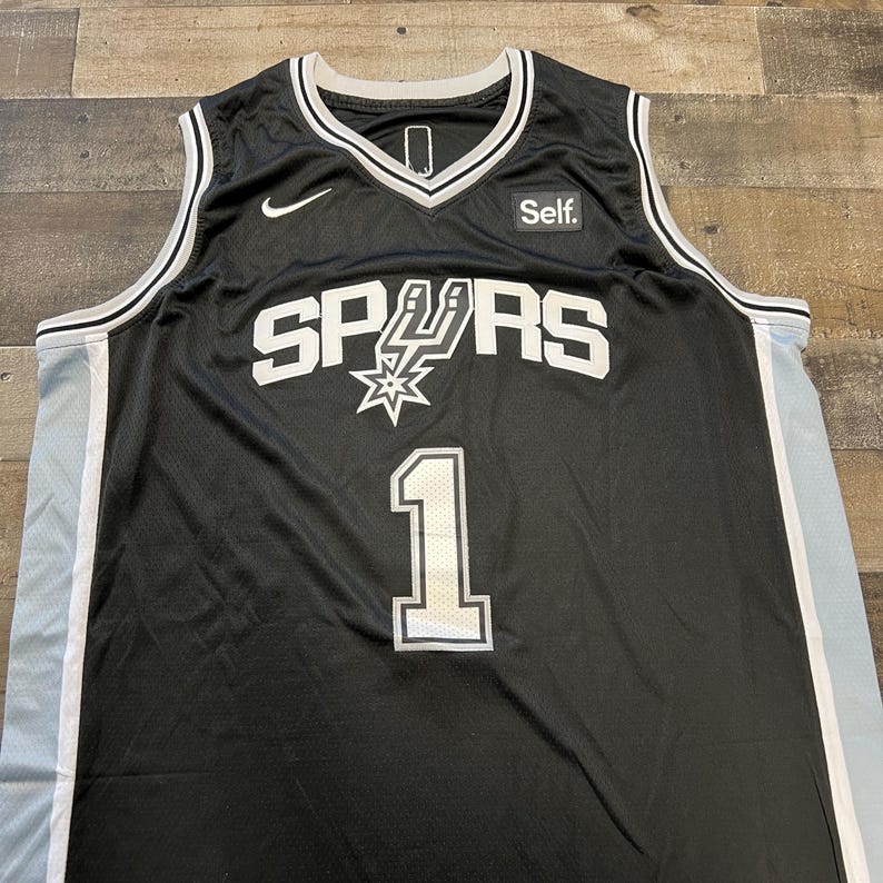 Koszulka Victora Wembanyama z autografem San Antonio Spurs COA nr 1 zdjęcie 6