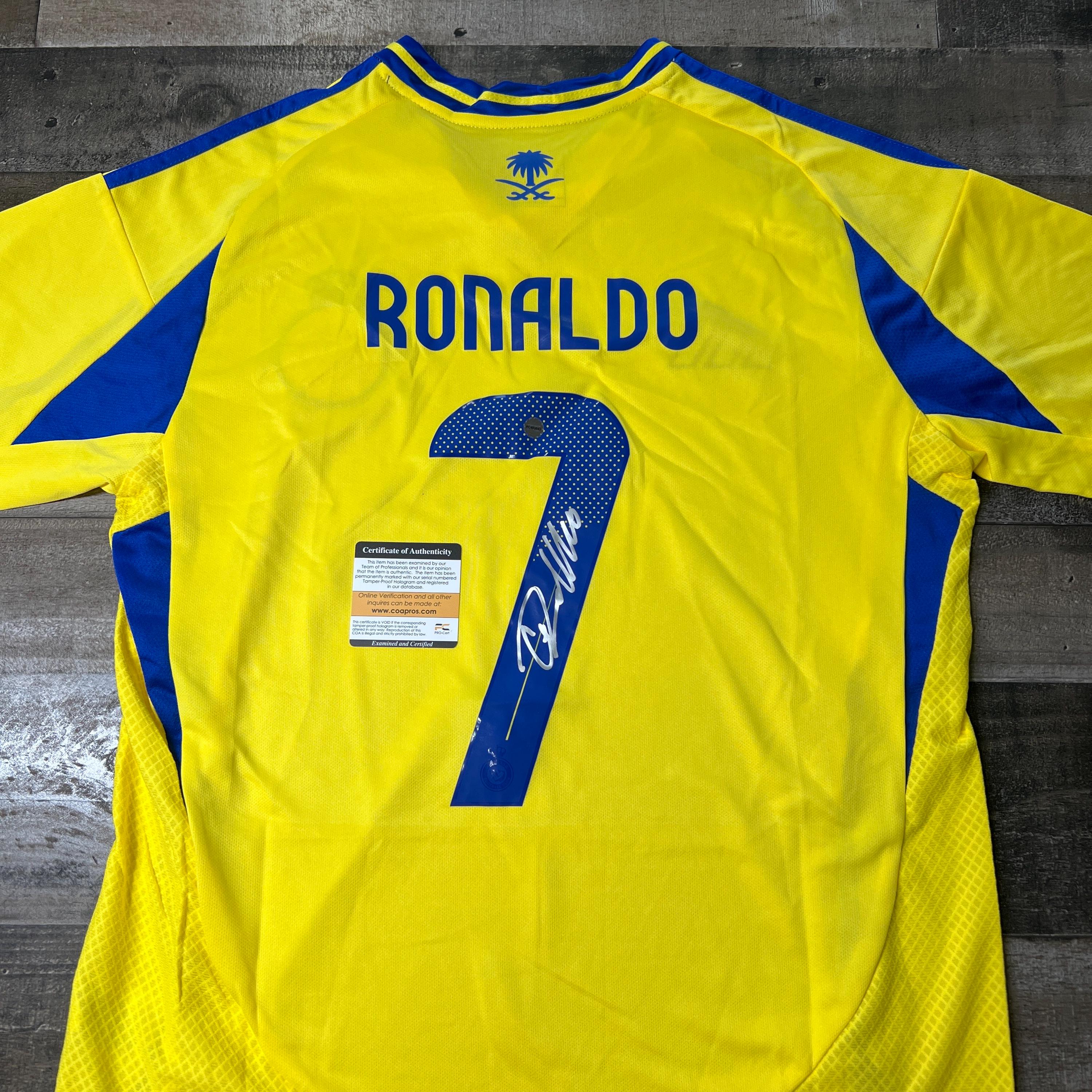 Cristiano ronaldo signed memorabilia - Etsy 日本