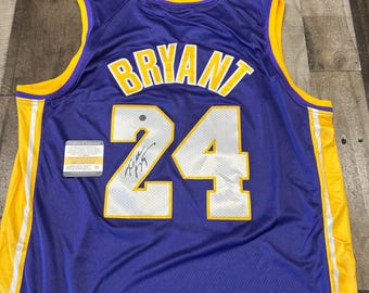 Signed Kobe Bryant LA Lakers Jersey #24 Purple Jersey Autographed COA