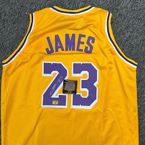 Camiseta autografiada de los Lakers de LeBron James n.° 23 (COA)