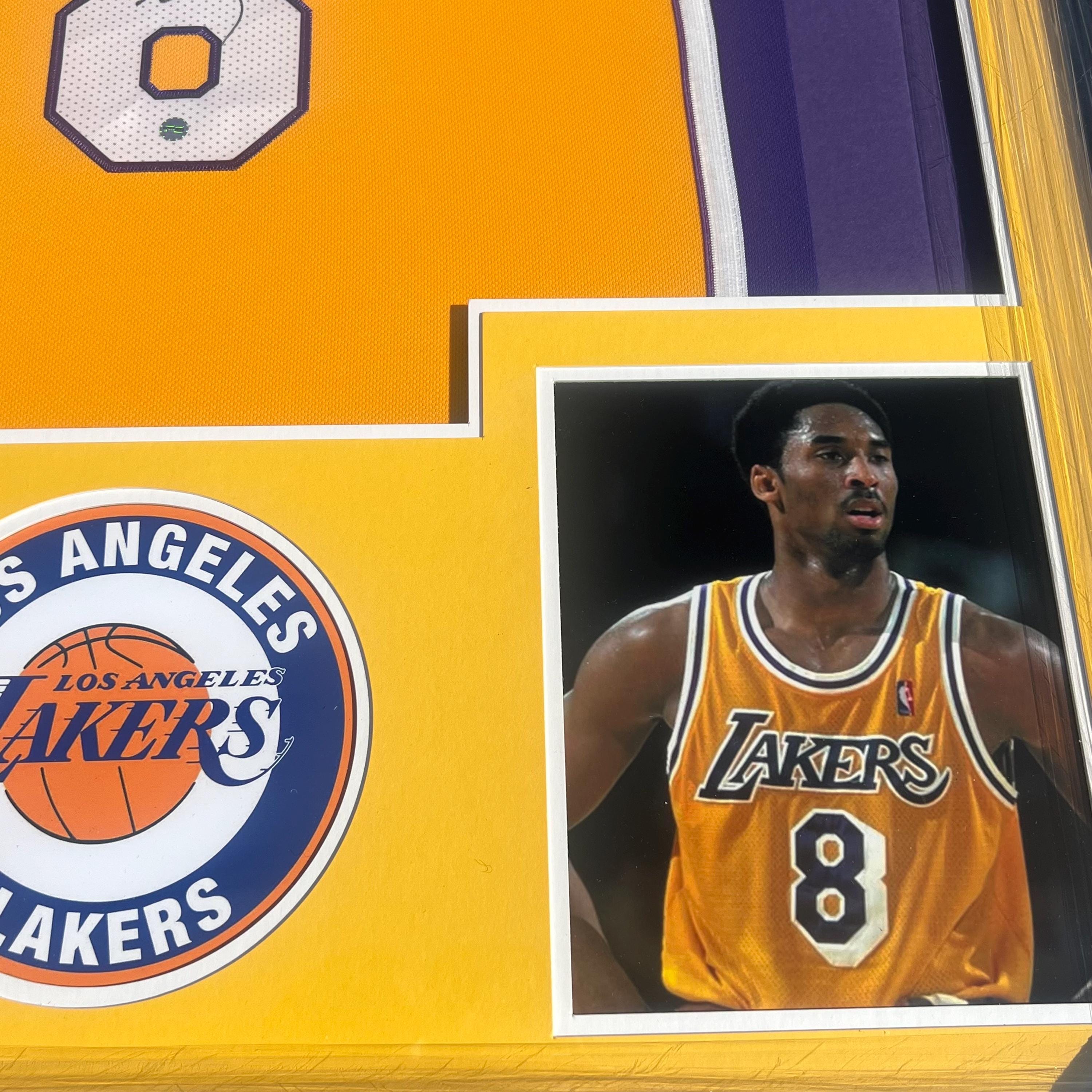 直筆サイン入り コービー・ブライアント #8 LA レイカーズ ミッチェル