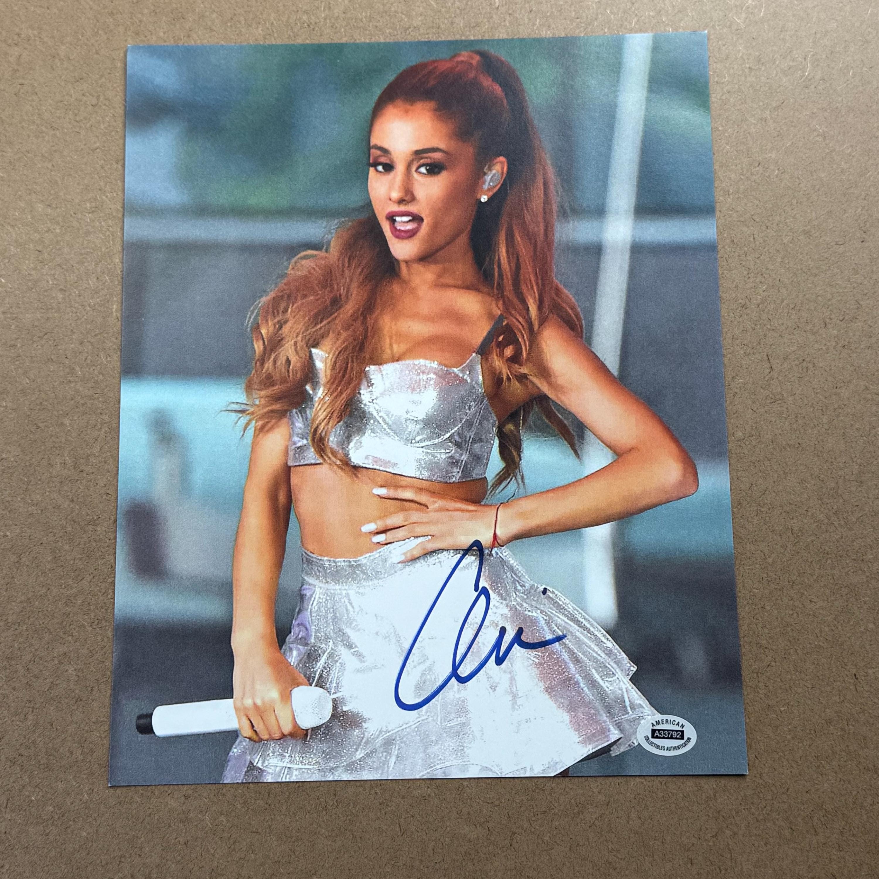 Ariana grande signed - Etsy 日本