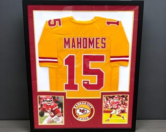 Patrick Mahomes Signed Framed Jersey Kansas City Chiefs Autographed COA 34”x42”