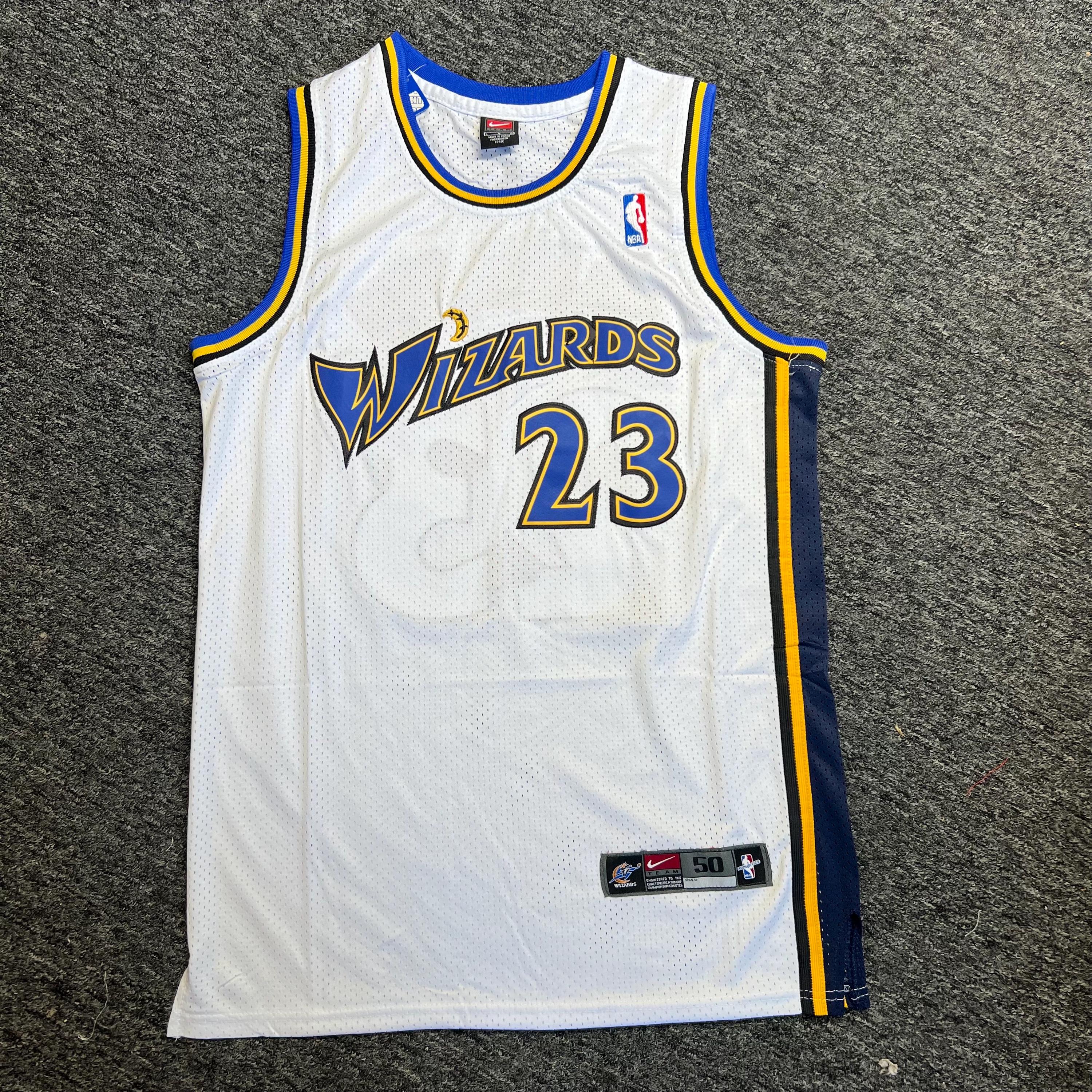 マイケル・ジョーダン直筆サイン入りウィザーズジャージ #23、直筆