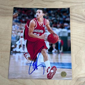 Stephan Steph Curry Hand Signed Photo Davidson College Golden State Warriors #30 Autograph Hologram COA 8x10