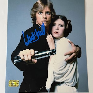 マーゴット・キダー - 直筆サイン入り 8x10 写真（第三者機関による