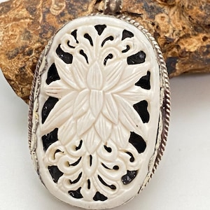 lotus pendant, bone carved, handcrafted, Tibetan silver, nepalese