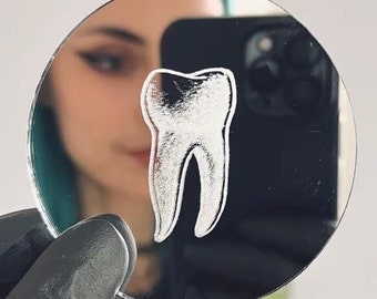 Engraved Tooth Design Mirror – Round Bold Statement Wall Decor for Alternative Gothic Aesthetic