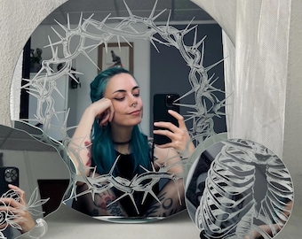 Engraved Crown Mirror – 38cm Round Handcrafted Regal Gothic Wall Art
