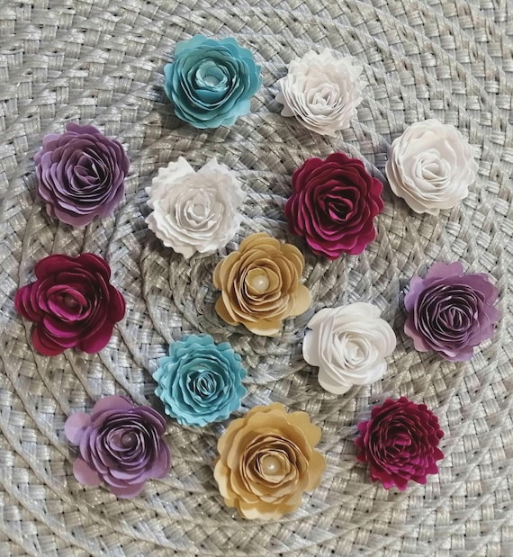 Papierblumen im Set/Dekoblumen/Streudekoblumen/Tischdekoblumen/ Blumendeko/ Papierdeko/ Streudeko/ bunte Blumen/ Sommerdeko