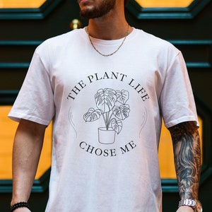 Plant Lover Gardening T-Shirt, 100% Organic Cotton, House Plants Shirt, Funny Gardening Gift, Plant Life Chose Me Tee, Eco Friendly Product
