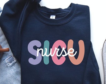 Sweat à capuche infirmière unité de soins intensifs chirurgicaux SICU, chemise d'infirmière SICU, chemises d'infirmière de soins intensifs de chirurgie, cadeau pour Sicu, chemises d'infirmière, PCA131
