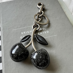 Bag Charm Black Cherry