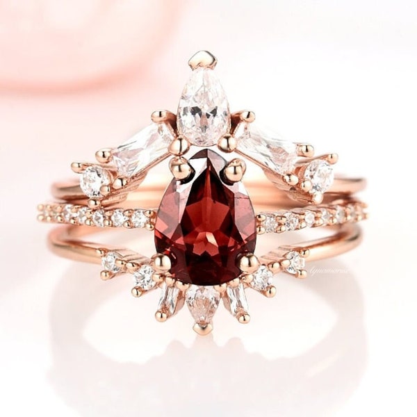 Natural Garnet Ring Set- Red Garnet Engagement Ring Sets For Woman- Promise Ring- January Birthstone- Gift For Her- 14K Rose Gold Vermeil