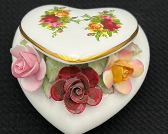 Royal Albert Old Country Roses Heart Trinket