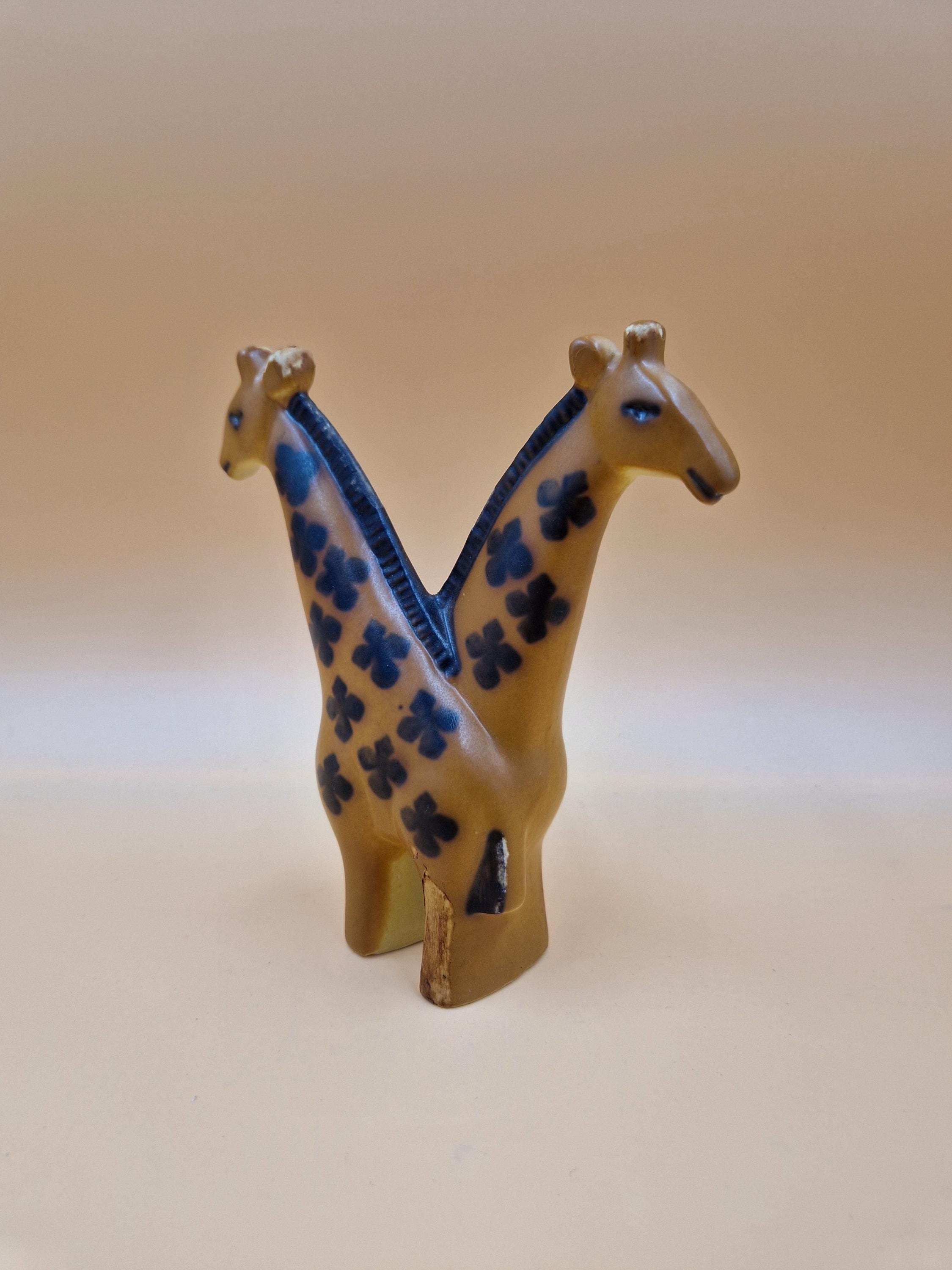 Lisa Larson (1931-) Rare and Charming Giraffe Figurine (giraffe