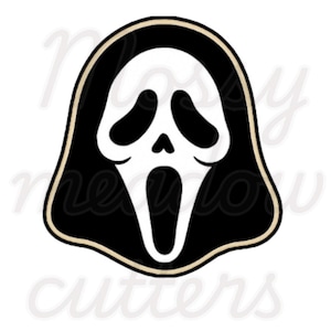Puede incluir: Un diseño de máscara de Scream en blanco y negro con un borde beige. La máscara tiene una cara blanca con grandes aberturas para los ojos y una boca abierta. La máscara está sobre un fondo blanco. El texto "mossy meadow cutters" está en la parte inferior.