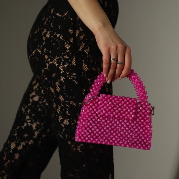 Sac à main rose Barbie en perles fait main / sac à main en cristal pour femme / sac de mariage vintage des années 90 / pochette de soirée rose brillant / sac luxueux