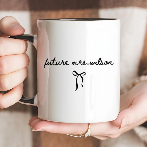 Future Mrs Mug – Engaged Mug, Bride to Be Gift, Custom Coffee Mug, Bridal Shower Gift, Engagement Gift Mug, Bride Mug