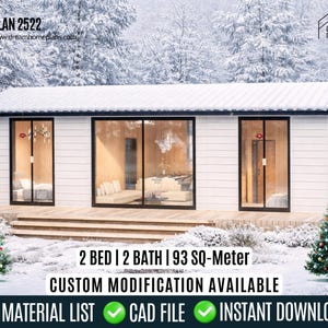 Puede incluir: Plano de una casa moderna de una sola planta, blanca, con techo y molduras negras, sobre un fondo invernal nevado. La casa cuenta con grandes ventanales, una terraza de madera y dos pequeños árboles de Navidad. El texto dice "PLAN 2522" y "2 HABITACIONES | 2 BAÑOS | 93 metros cuadrados".