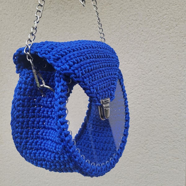 Sac en crochet -  plexiglas