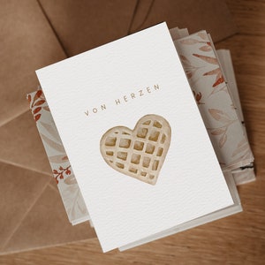 Postkarte „VON HERZEN“ | Liebe Grüße mit Waffelherz zum Versenden oder Verschenken | Food Collection zur Dekoration