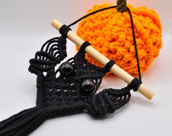 Murciélago de macramé para Halloween: decoración bohemia y espeluznante