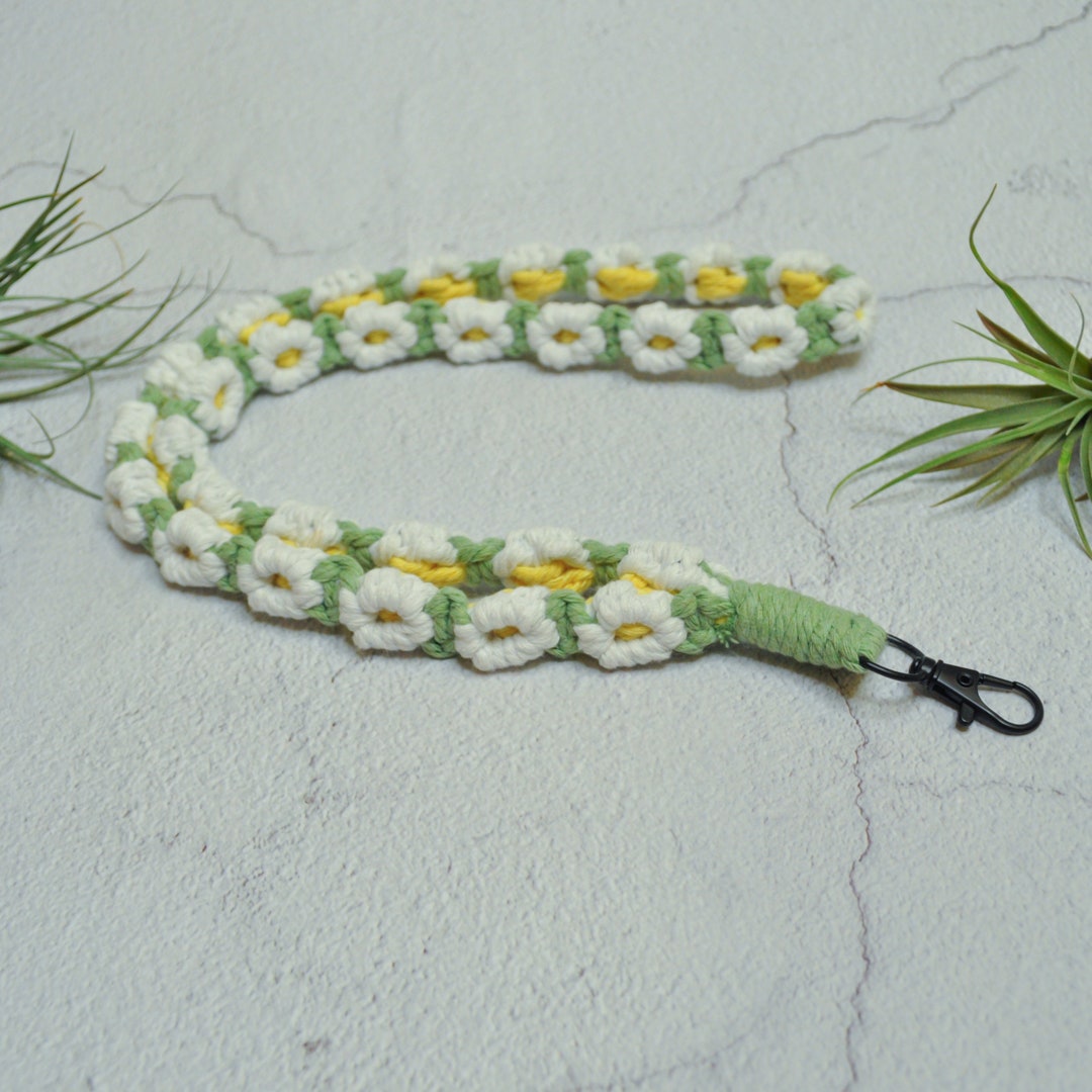Daisy Lanyard Handmade Macrame Lanyard Boho Teacher Lanyard Etsy Canada