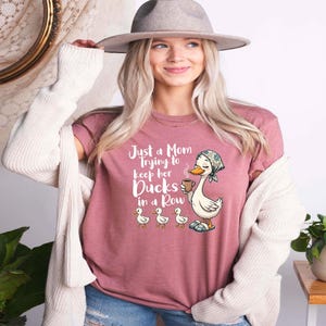 Funny Mom Shirt Mothers Day Gift Mama Mini Duck Motherhood Shirt Mothers Day Shirt Mom Life Maternity Shirt Tired Moms Mama Gift Graphic Tee 画像 6