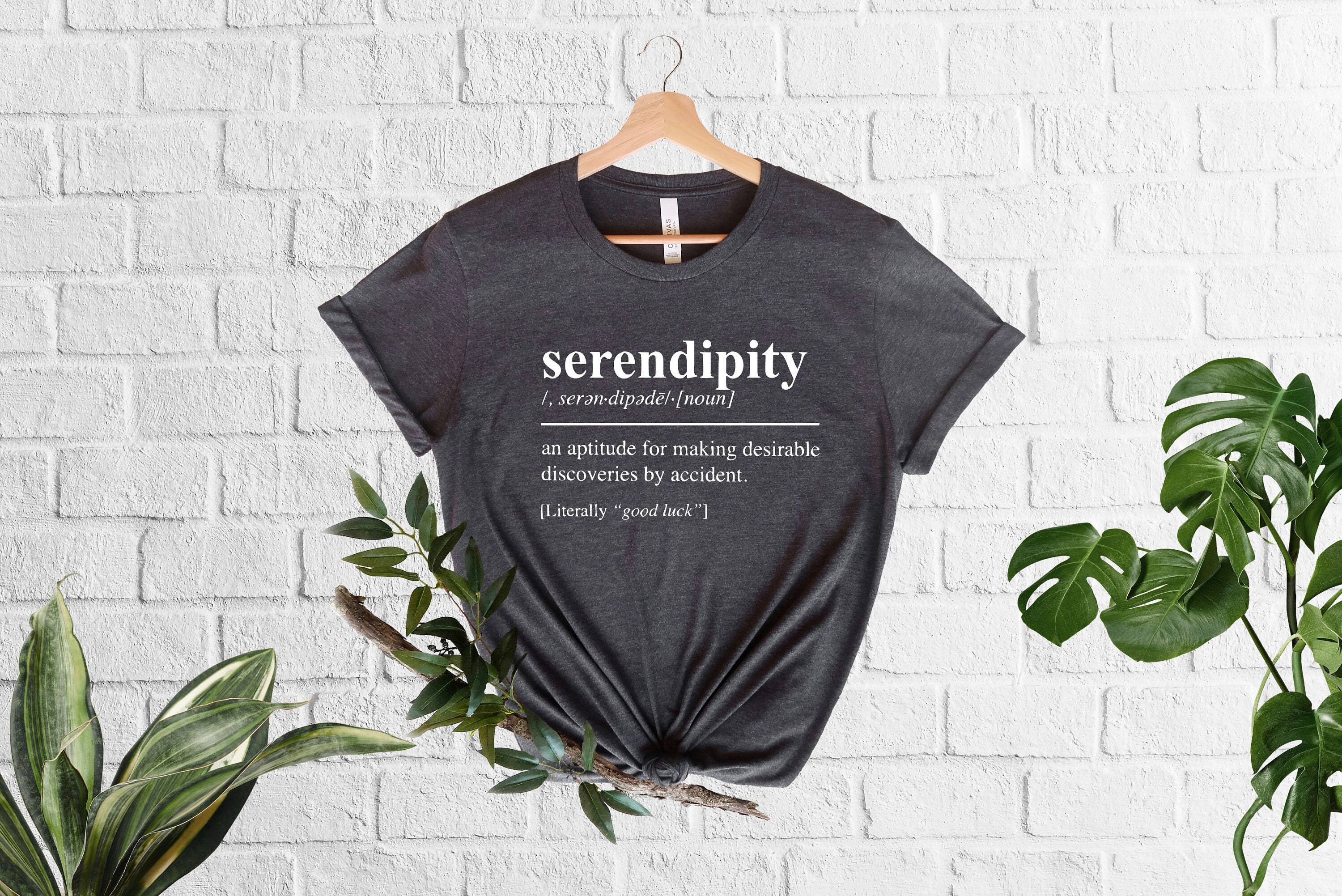【CPGN STUDIO】Serendipity Embroidery Short Sleeve T-shirt MUSINSA | CPGN STUDIO ABC CAT Embroidery Short Sleeve T