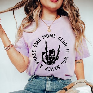 Emo Mom&#39;s Club, Comfort Colors Emo Tee, Emo Mom Shirt, Elder Emo Shirt, Emo Concert Tee, Emo Gifts 2000s, Emo Shirt, Emo Clothing