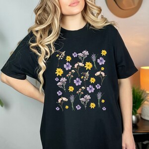 Floral Tshirt, Flower Tee, Floral Print Tee, Florals Shirt, Flower Shirt, Purple Flower Shirt, Flower Power Shirt
