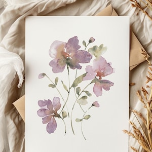 Carte de voeux aquarelle violette peinte à la main : art botanique de fleurs sauvages pour les anniversaires et les occasions
