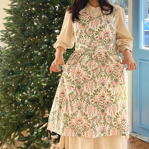 Eco-Friendly Floral Apron for Women - Handmade Linen-Cotton Blend, Made in Korea, washed