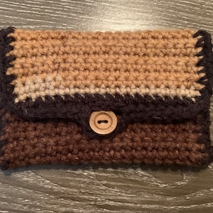 Braune Boho Geldbörse Knopfverschluss