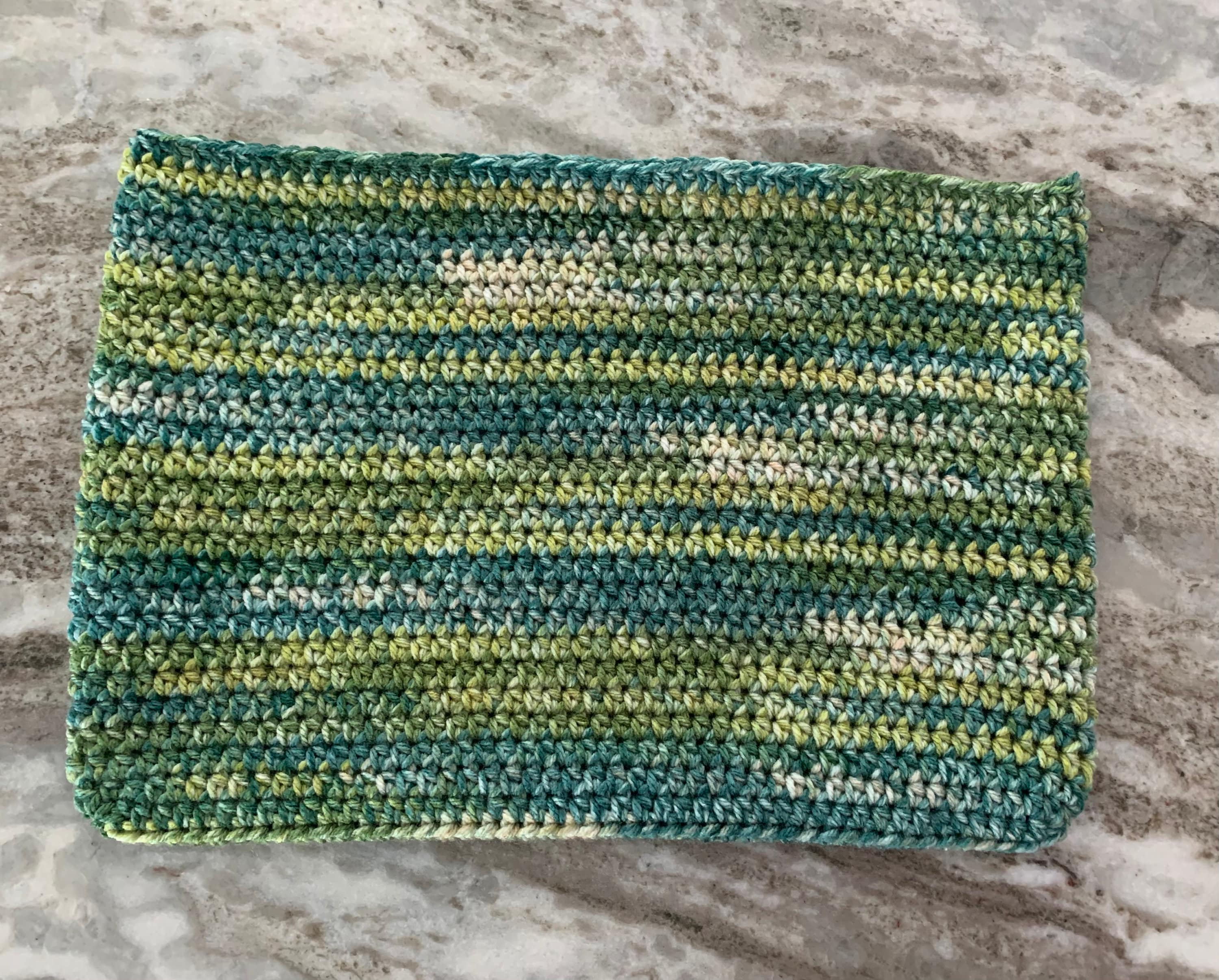 Green laptop sleeve 13” (customizable sizing available)