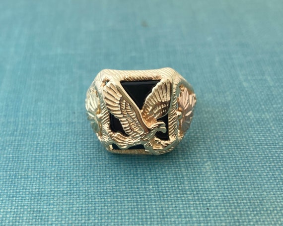 Black hills gold on sale eagle ring onyx