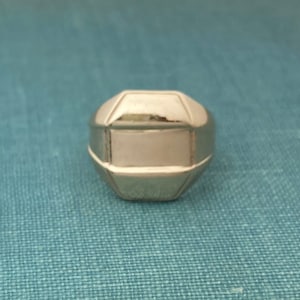 Vintage Solid Yellow Gold Buckle Style Signet Ring