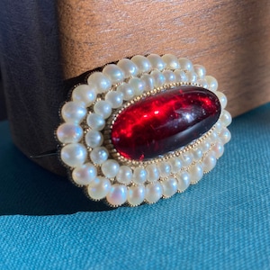 Garnet Carbuncle Brooch/Pin Antique Victorian with Double Seed Natural Pearl Halo Solid Gold